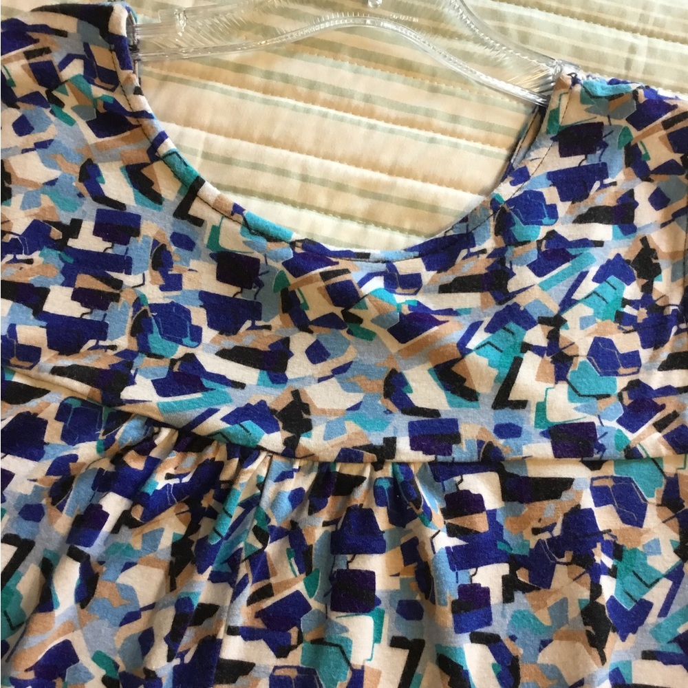 Philosophy Abstract Pattern Top - Blue, Black, White 1X Stretchy, lightweight - Picture 6 of 8